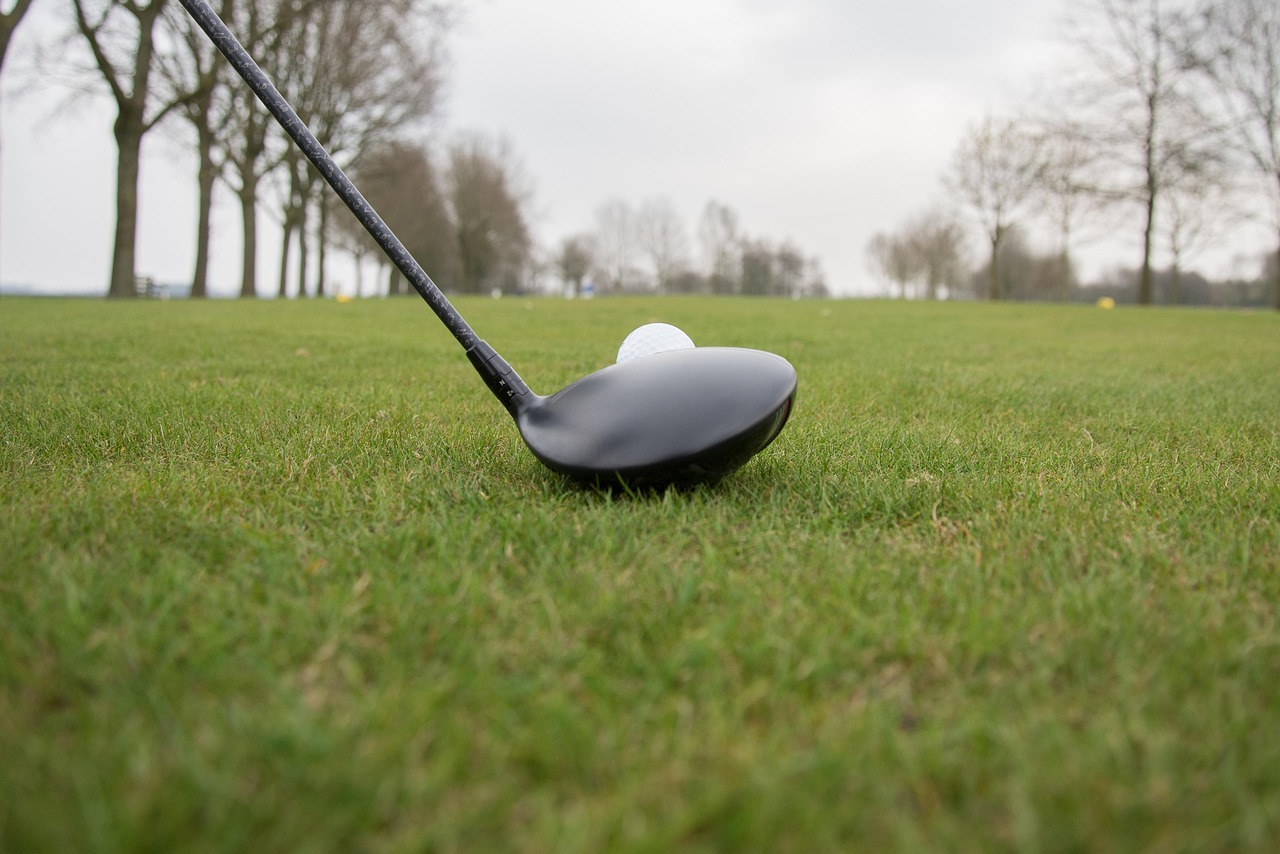 GOLFERS24宇都宮駅東口店でのゴルフスイング練習イメージ